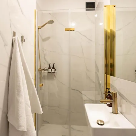 Mki - Chmielna 73 C Center