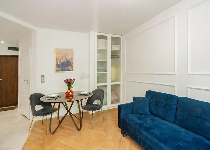 Mki - Chmielna 73 C Center * Warsaw